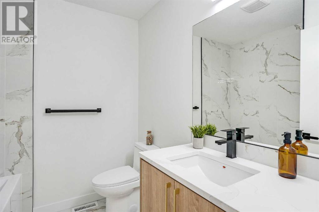 Single Family House Bi-level for Sale in   Avenue NW Bowness Calgary 