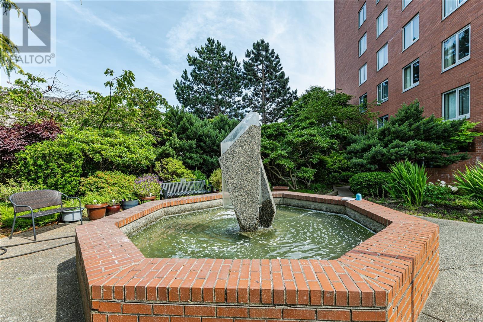 #505 325 MAITLAND ST - Image 46
