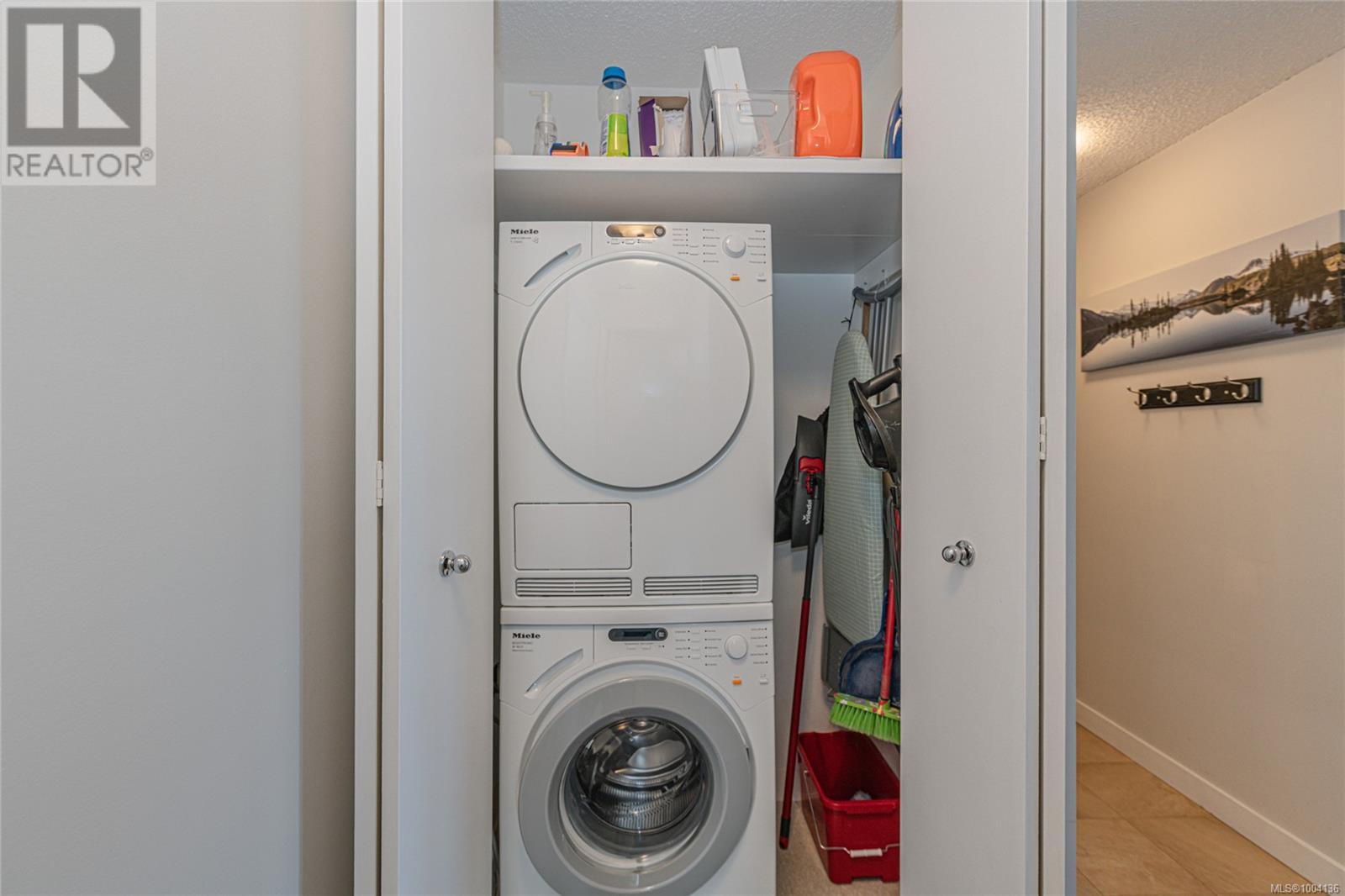 #505 325 MAITLAND ST - Image 31