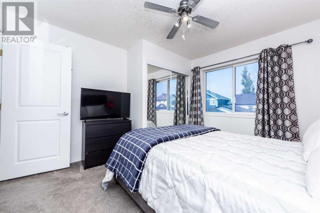 Single Family House Bi-level for Sale in  Martha