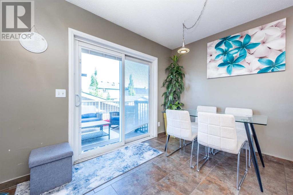 Single Family House Bi-level for Sale in  Martha