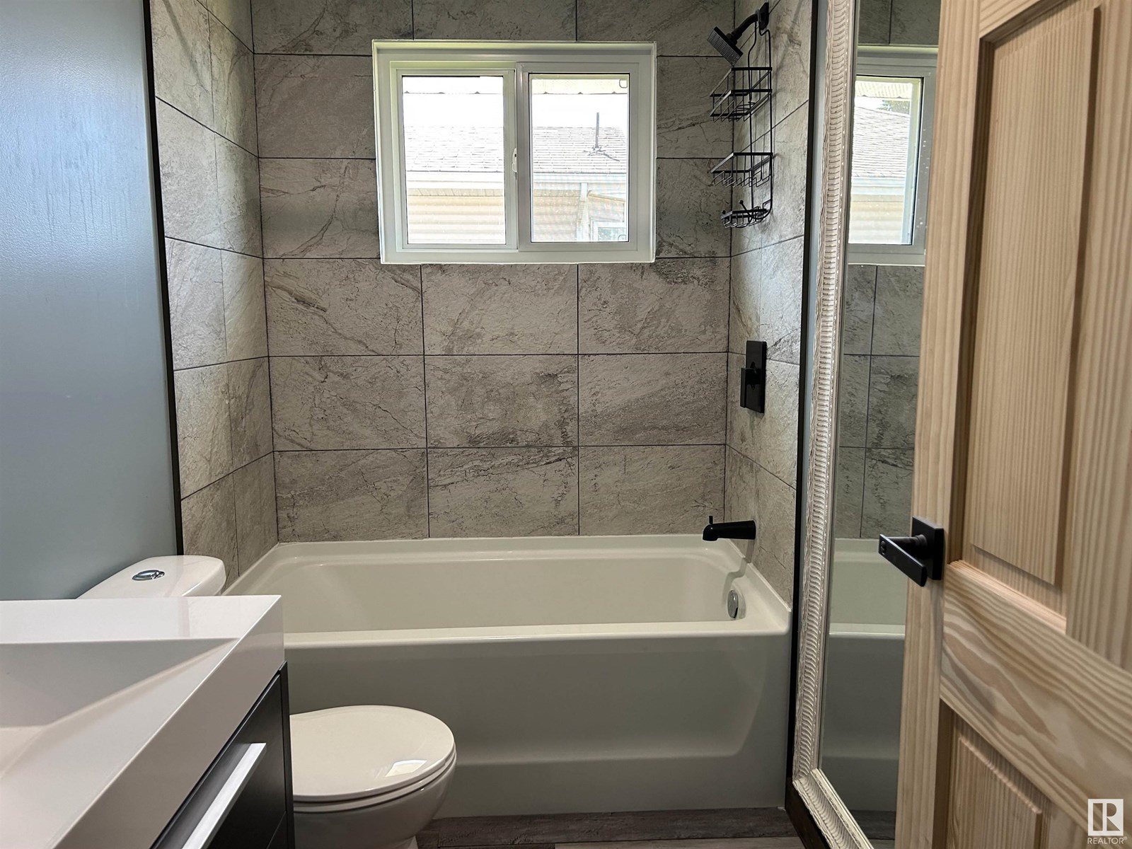 Photo 12 of 433 5 St, Thorhild AB
