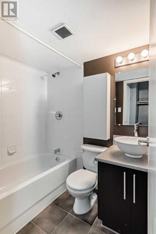 Single Family House for Sale in    Avenue SW Cliff Bungalow Calgary 