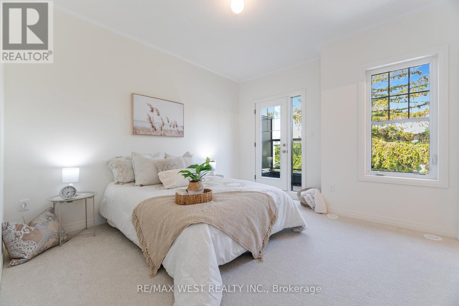 Photo 9 of 1563 Green Road, Clarington ON