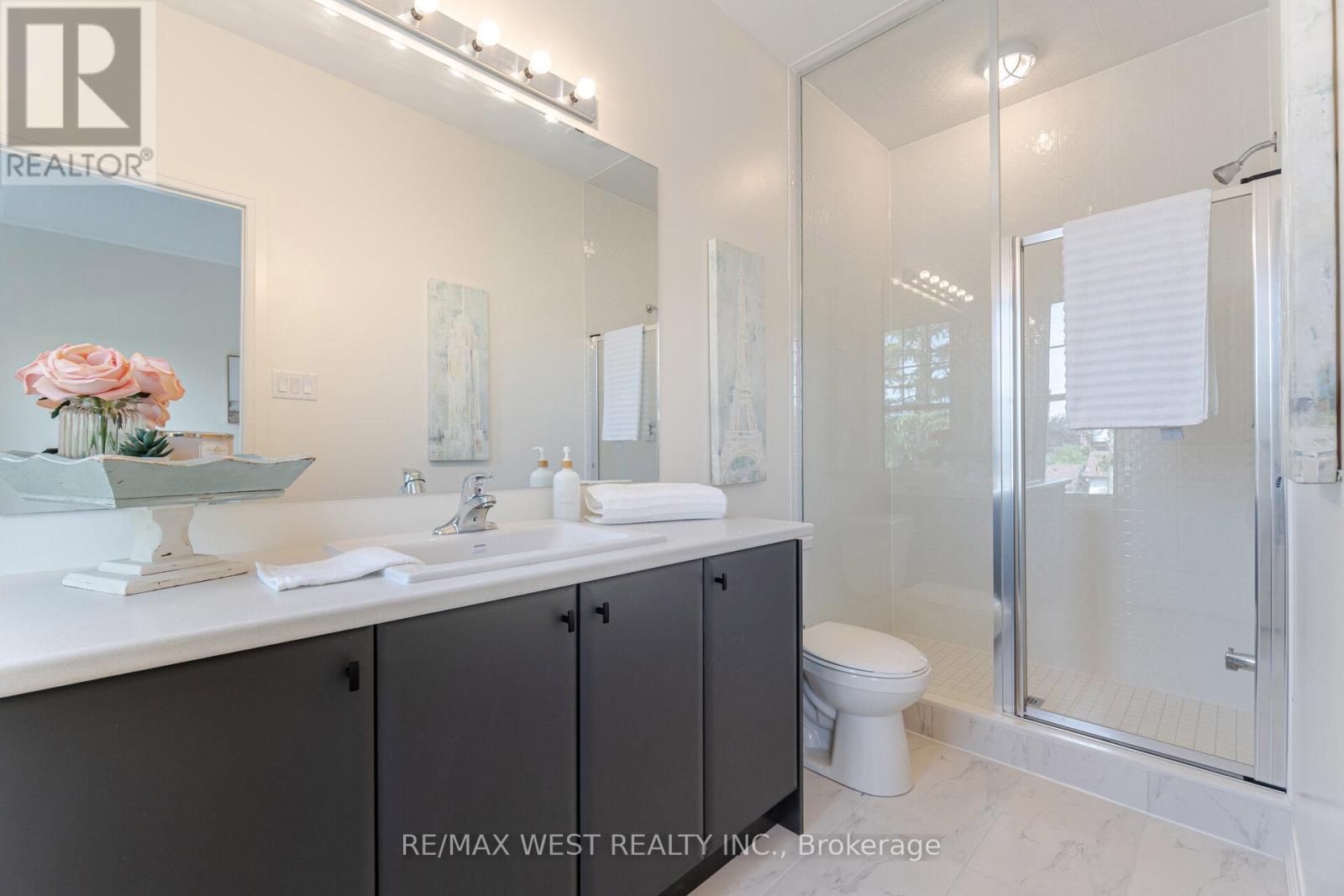 Photo 38 of 1563 Green Road, Clarington ON
