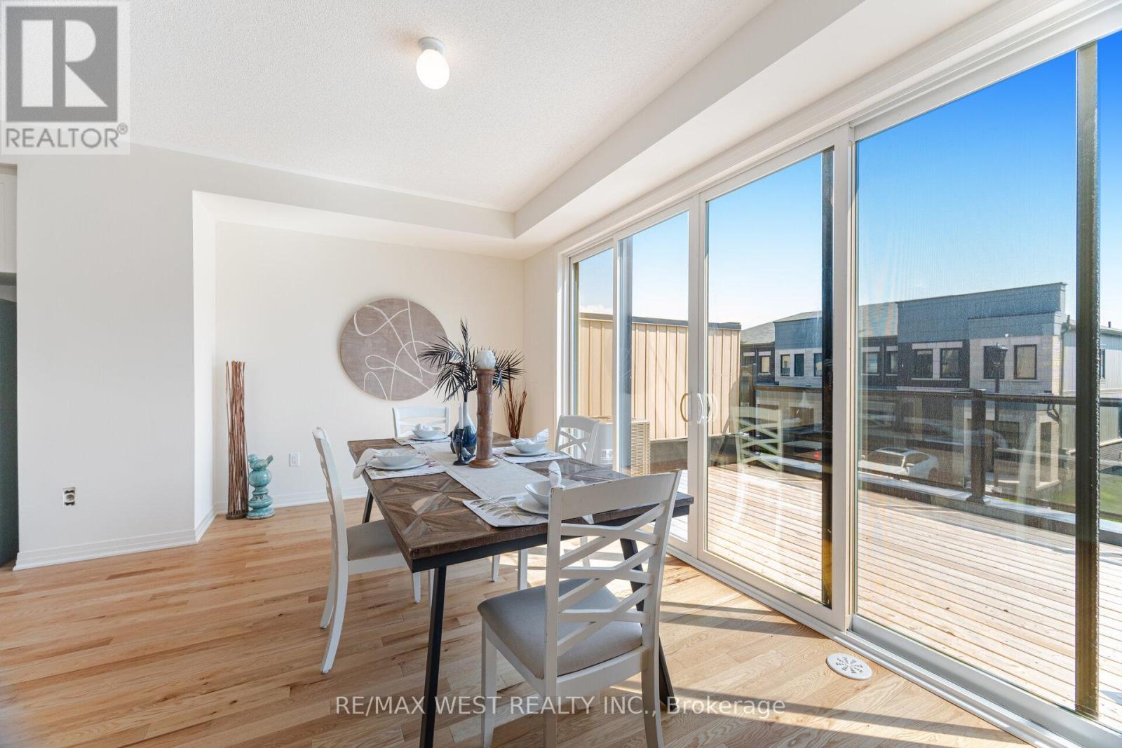 Photo 33 of 1563 Green Road, Clarington ON