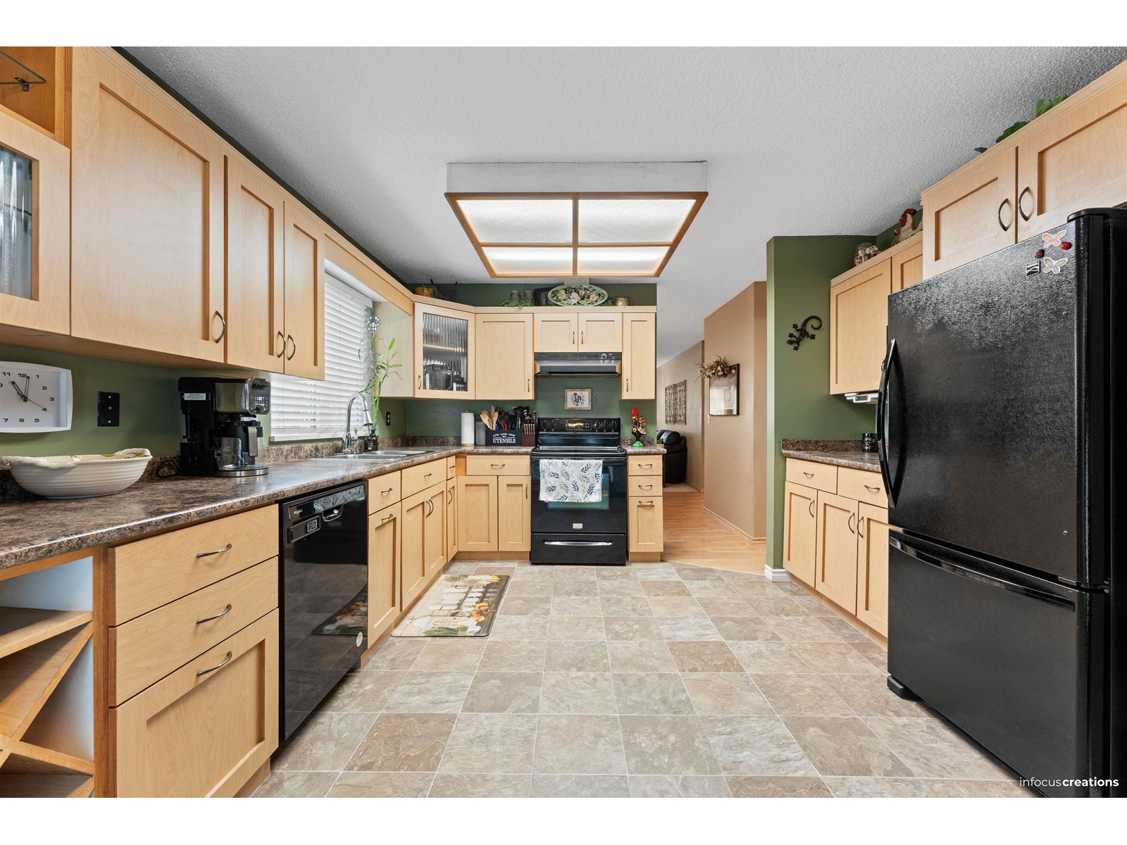8062 138 STREET, Surrey