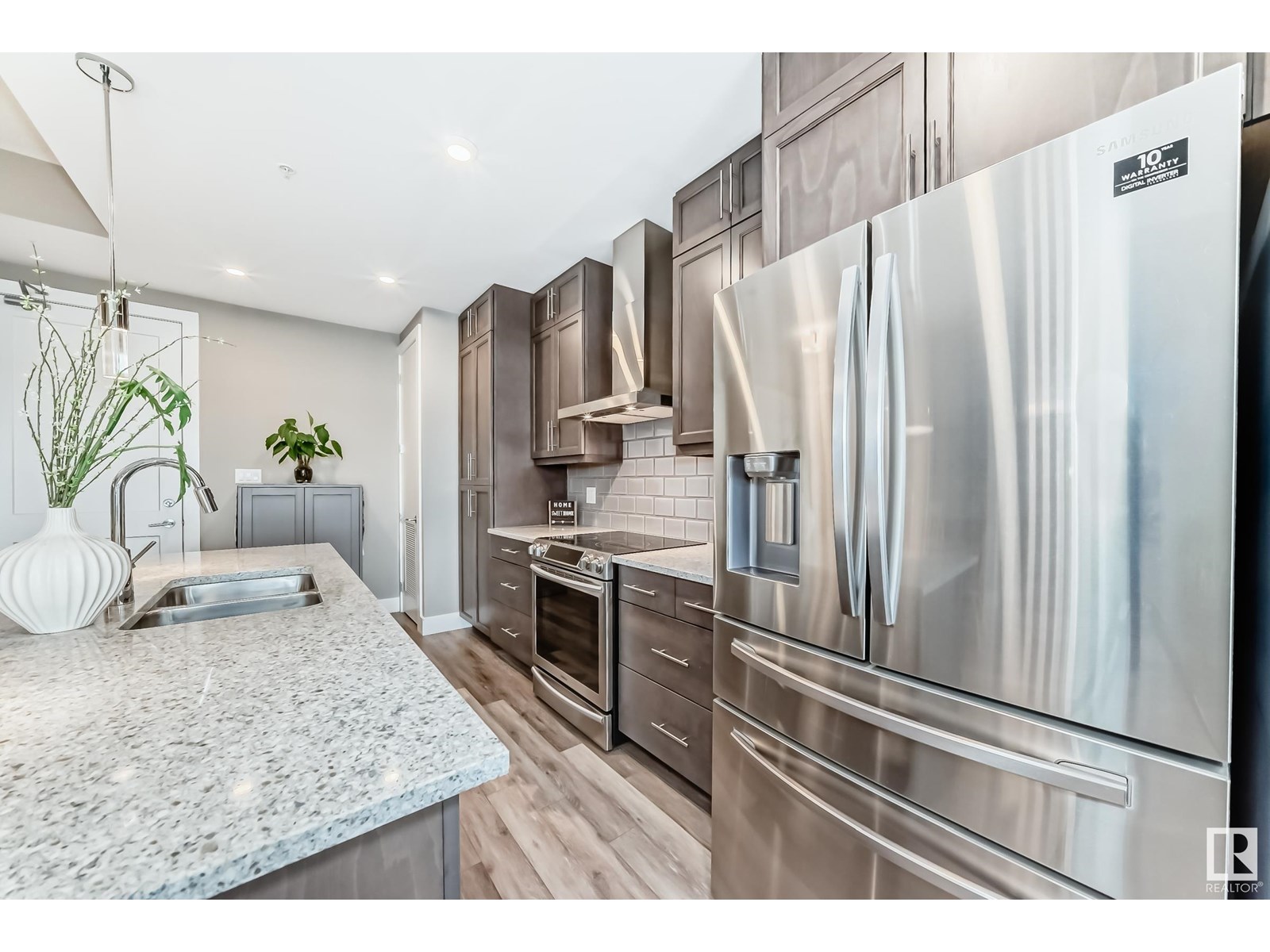 Photo 13 of 421 524 Griesbach Pr Nw, Edmonton AB