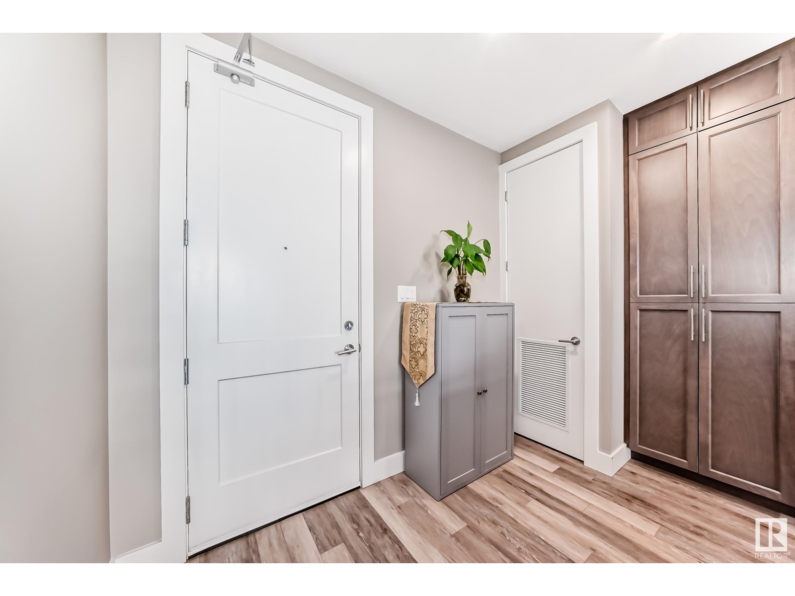 Photo 5 of 421 524 Griesbach Pr Nw, Edmonton AB
