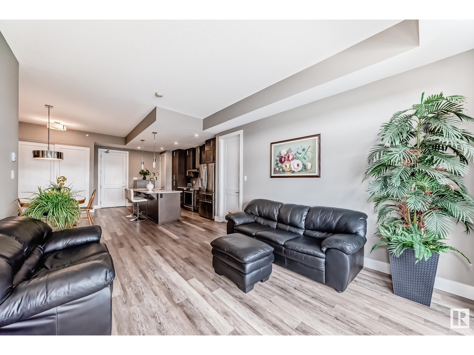 Photo 7 of 421 524 Griesbach Pr Nw, Edmonton AB