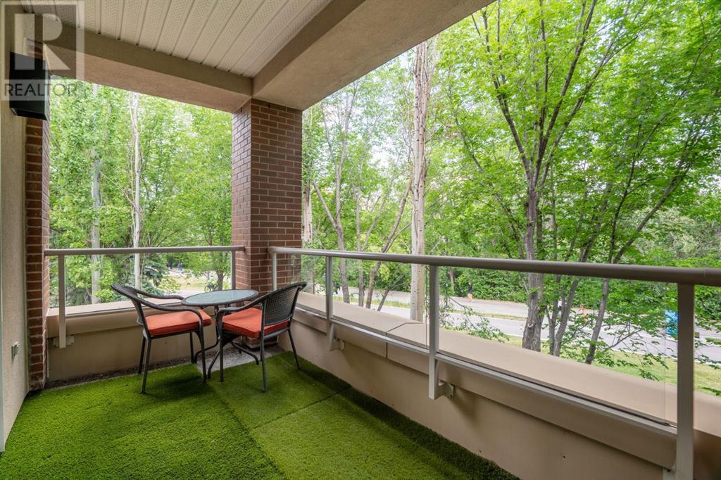 Single Family House for Sale in   Princeton Way SW Eau Claire Calgary 