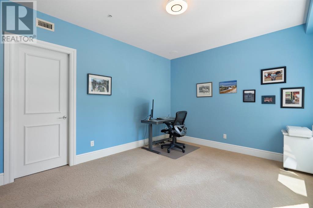 Single Family House for Sale in   Princeton Way SW Eau Claire Calgary 