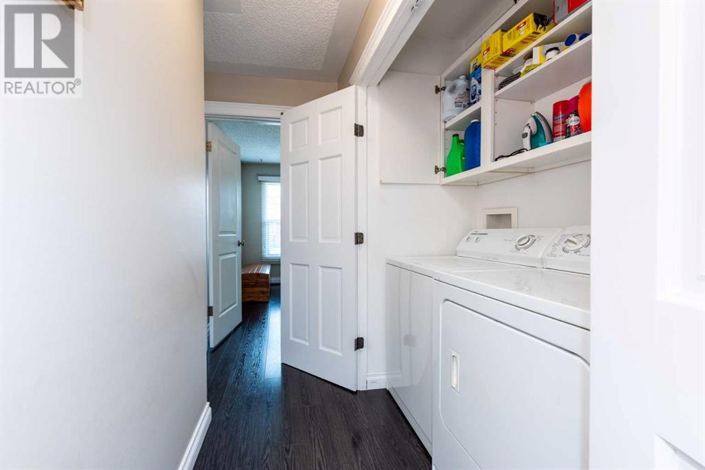 Single Family House Bungalow for Sale in  Templevale Road NE Temple Calgary 