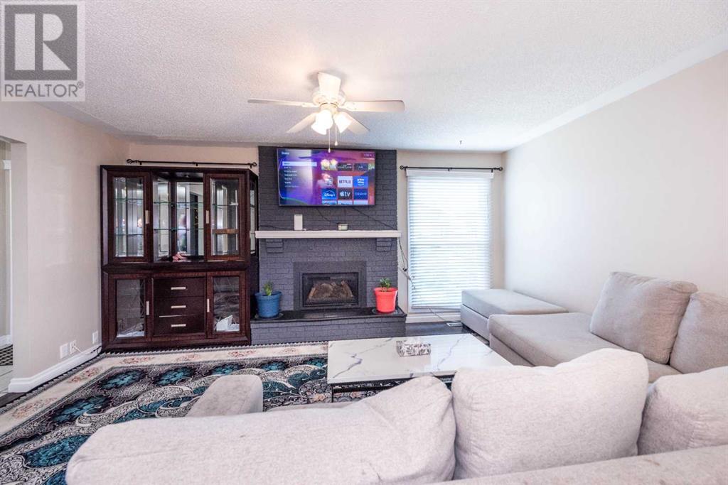 Single Family House Bungalow for Sale in  Templevale Road NE Temple Calgary 
