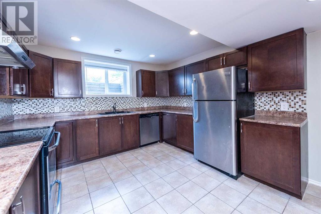 Single Family House Bungalow for Sale in  Templevale Road NE Temple Calgary 