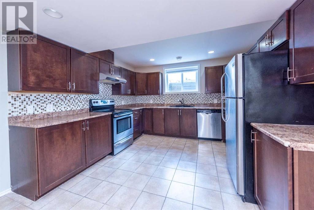 Single Family House Bungalow for Sale in  Templevale Road NE Temple Calgary 
