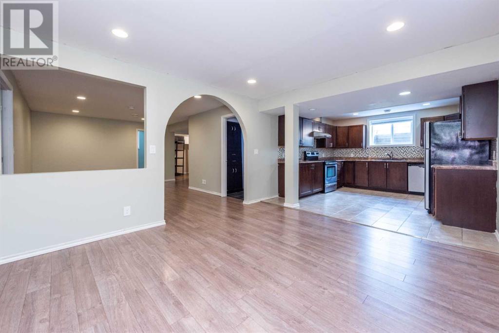 Single Family House Bungalow for Sale in  Templevale Road NE Temple Calgary 