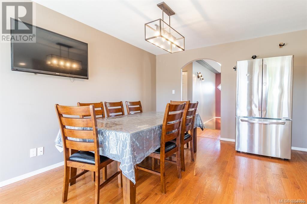6091 Sierra Way, Nanaimo