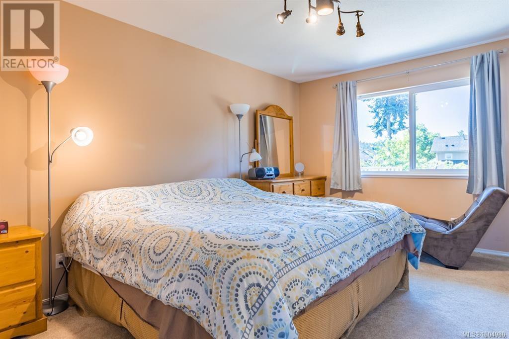 6091 Sierra Way, Nanaimo