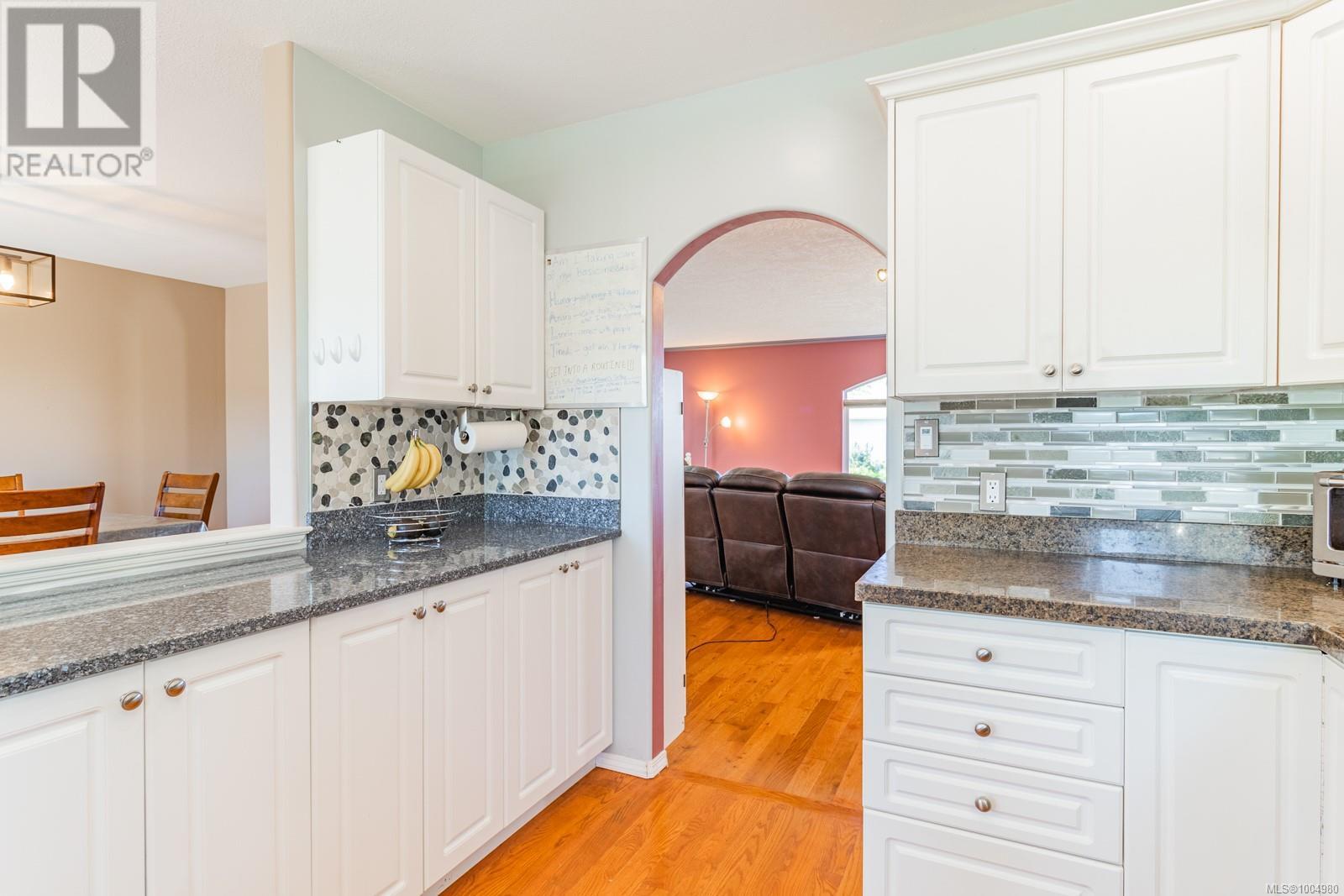 6091 Sierra Way, Nanaimo