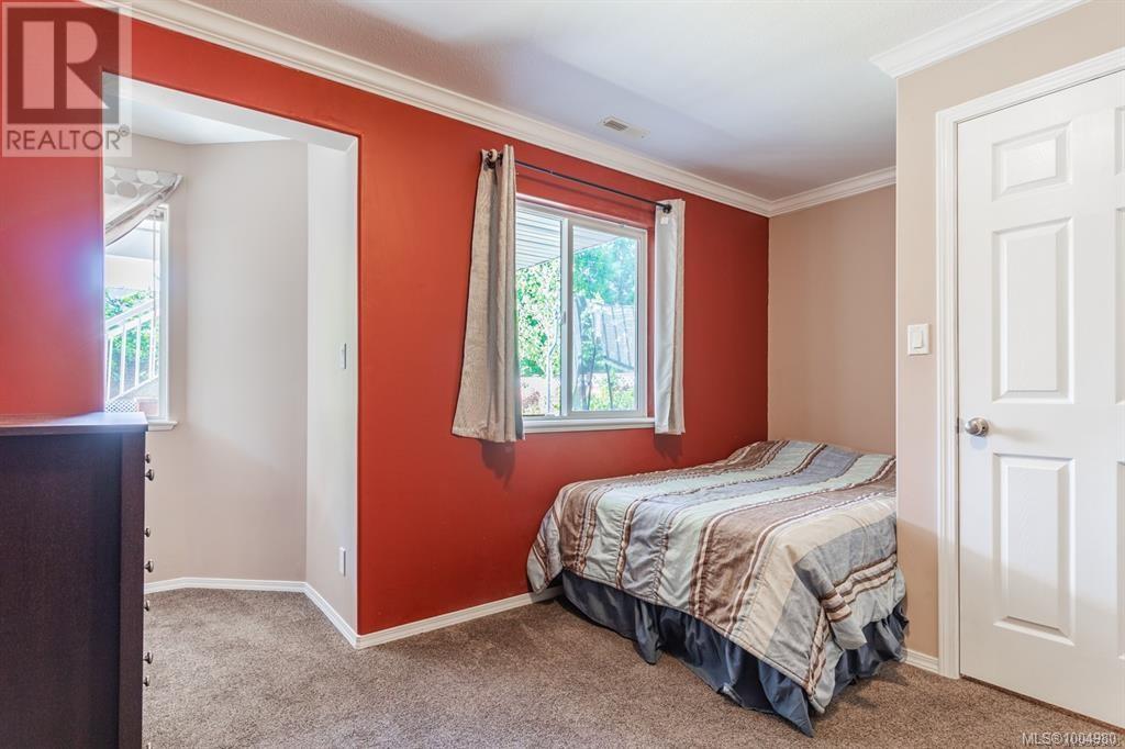 6091 Sierra Way, Nanaimo