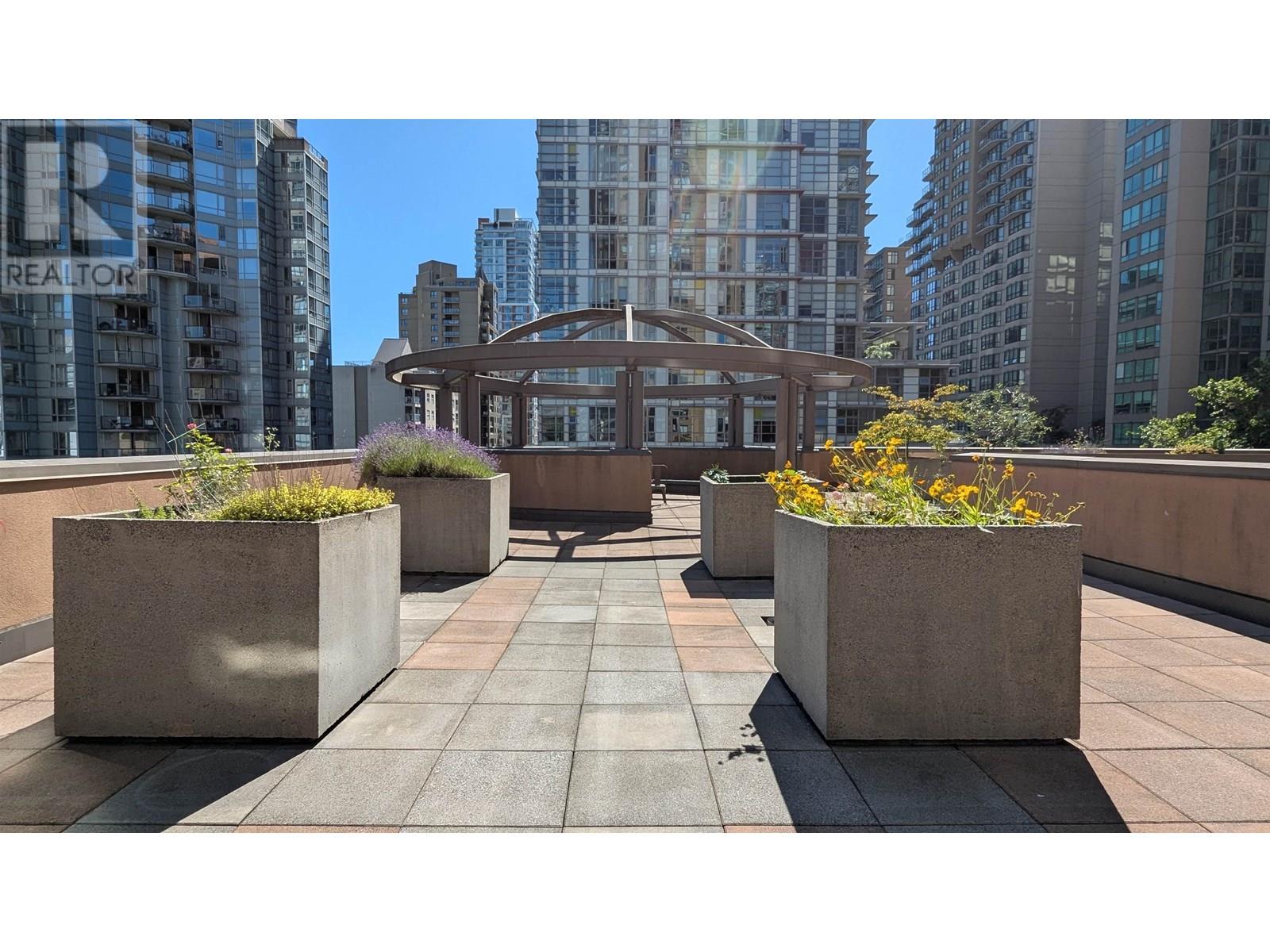 Photo 21 of 1105 1189 Howe Street, Vancouver BC