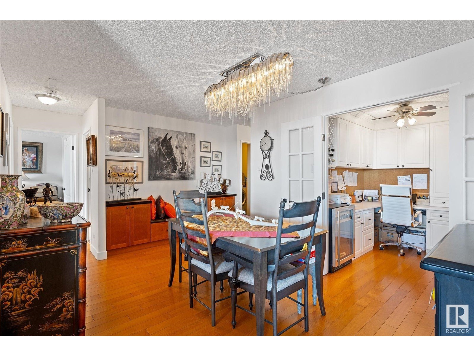 Photo 18 of 1002 9923 103 St Nw, Edmonton AB