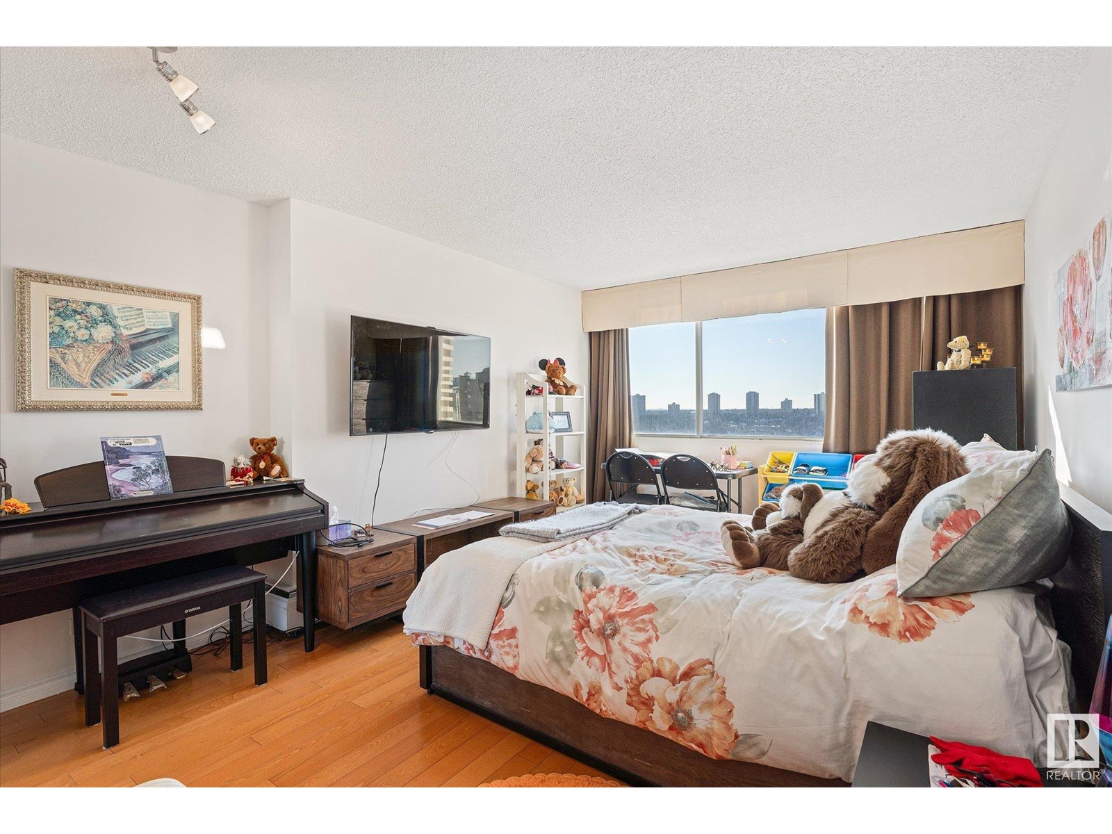 Photo 29 of 1002 9923 103 St Nw, Edmonton AB