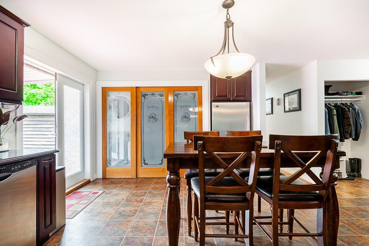 Photo 28 of 26440 28 A Avenue, Langley BC