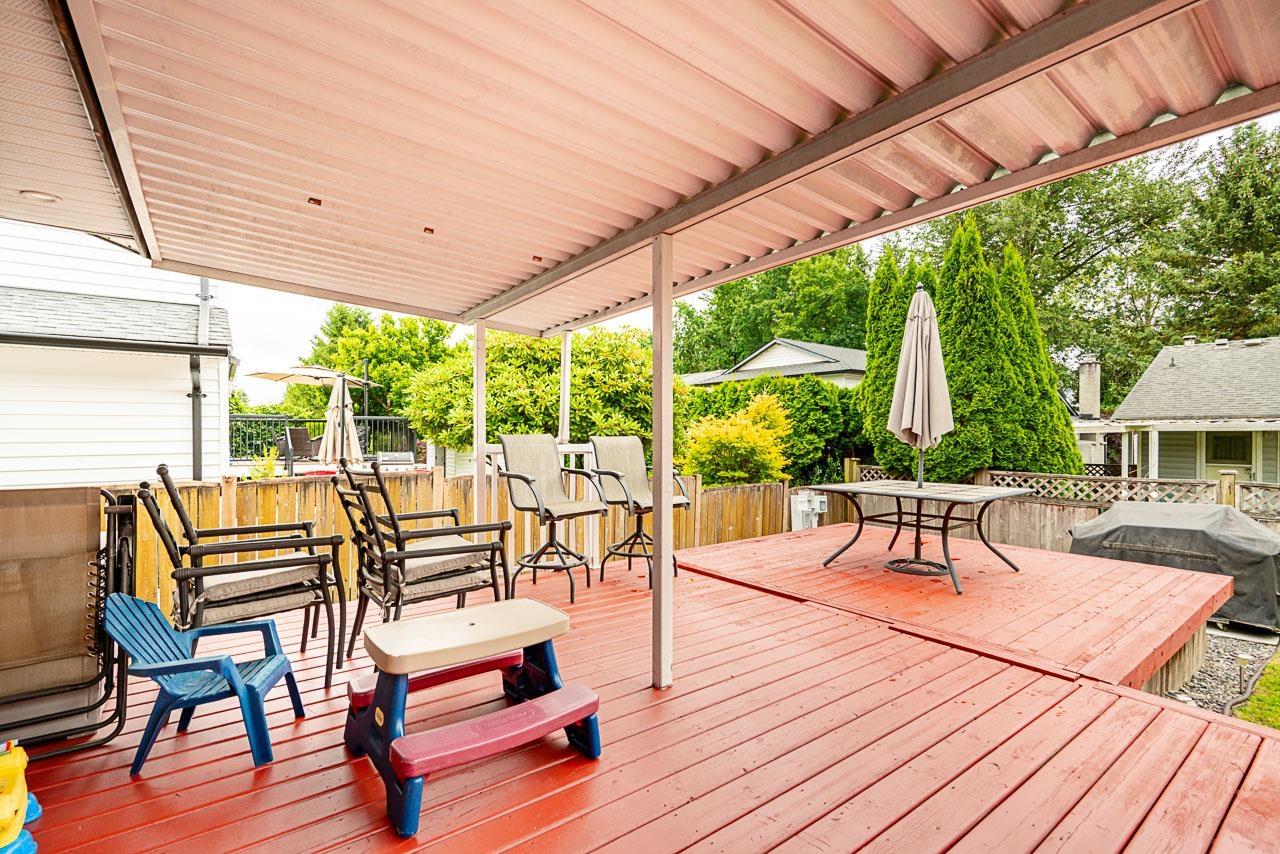 Photo 17 of 26440 28 A Avenue, Langley BC