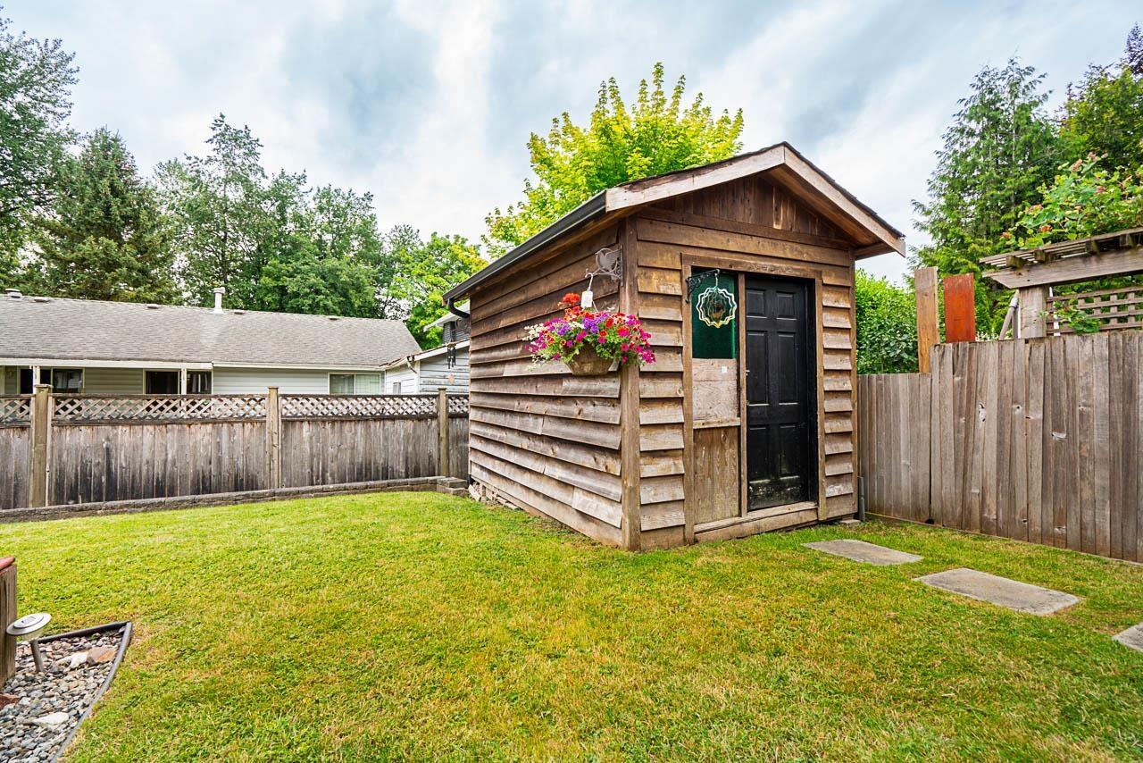 Photo 7 of 26440 28 A Avenue, Langley BC