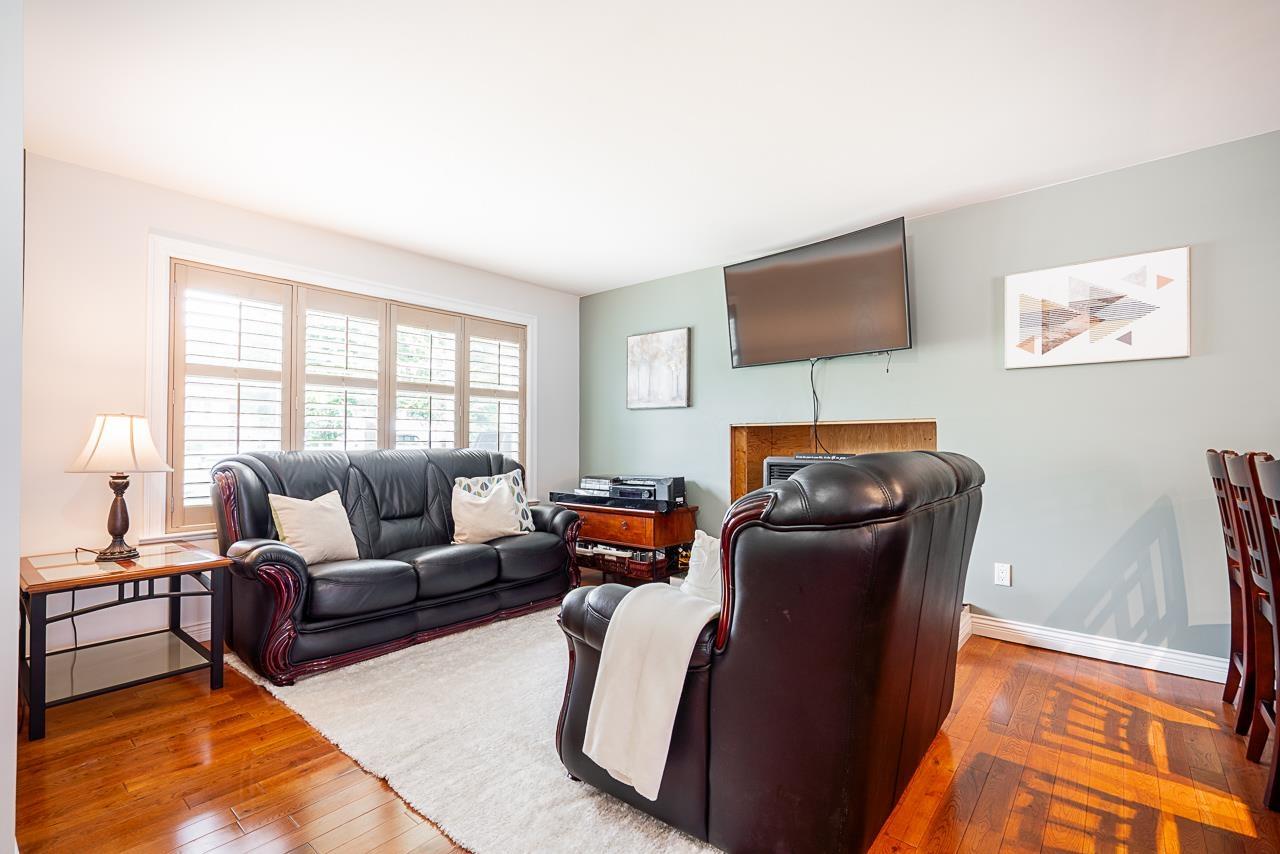 Photo 19 of 26440 28 A Avenue, Langley BC