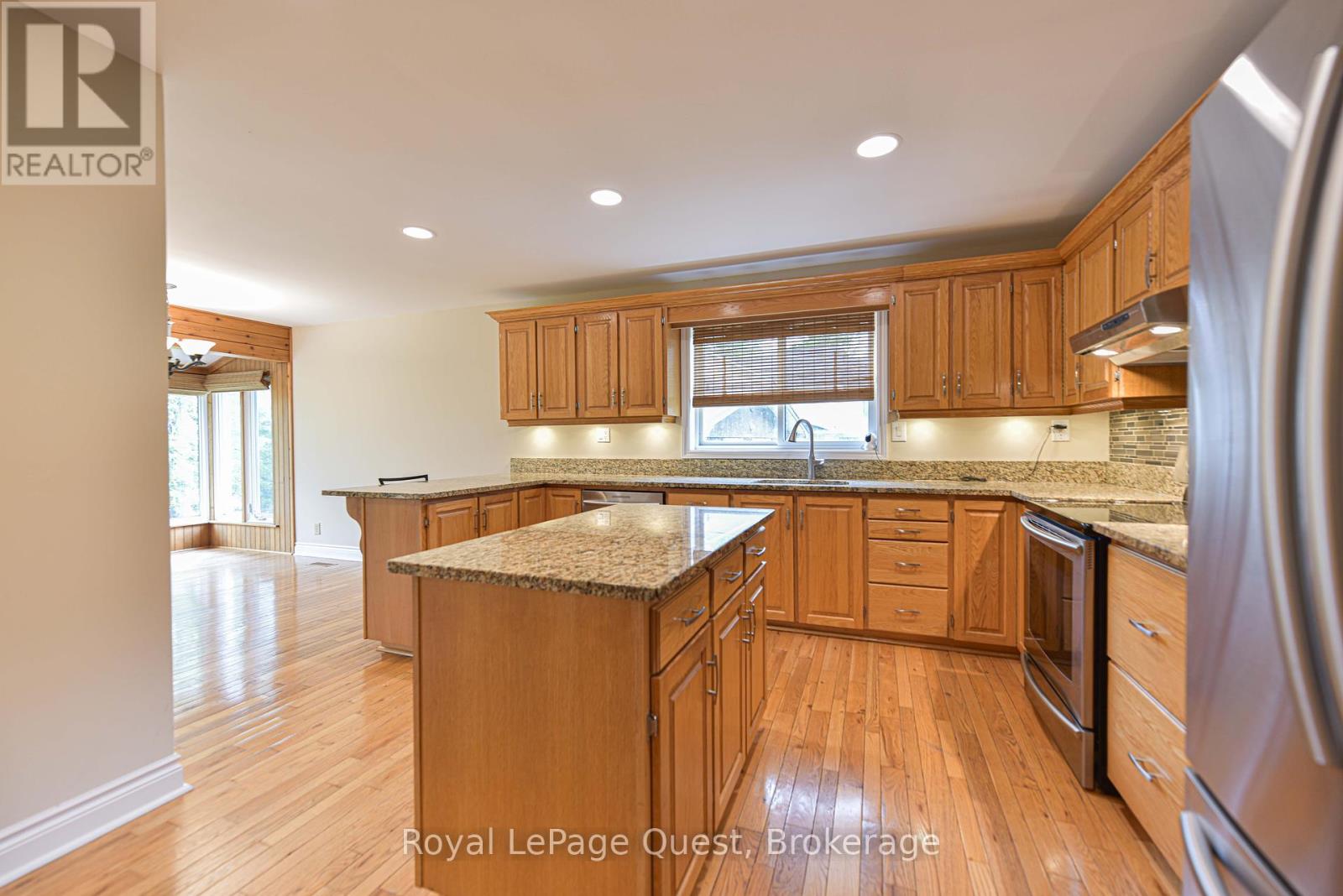 Photo 27 of 27 Heyden Avenue, Orillia ON