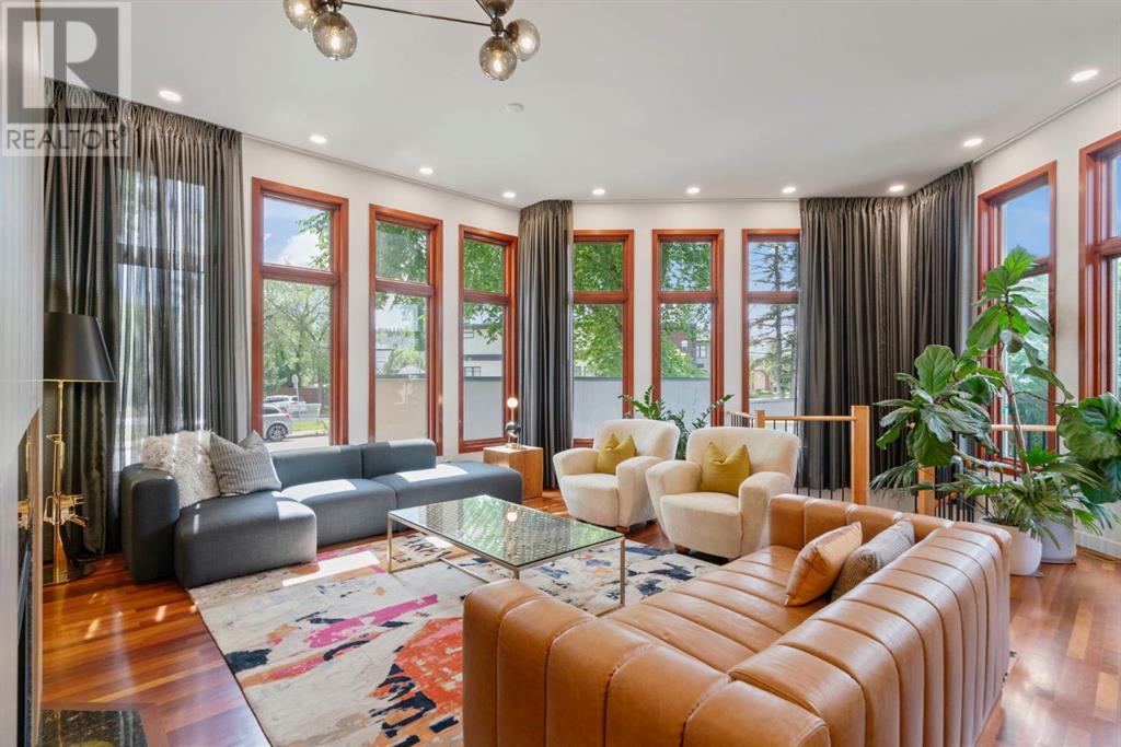Single Family House for Sale in   Avenue NW West Hillhurst Calgary 