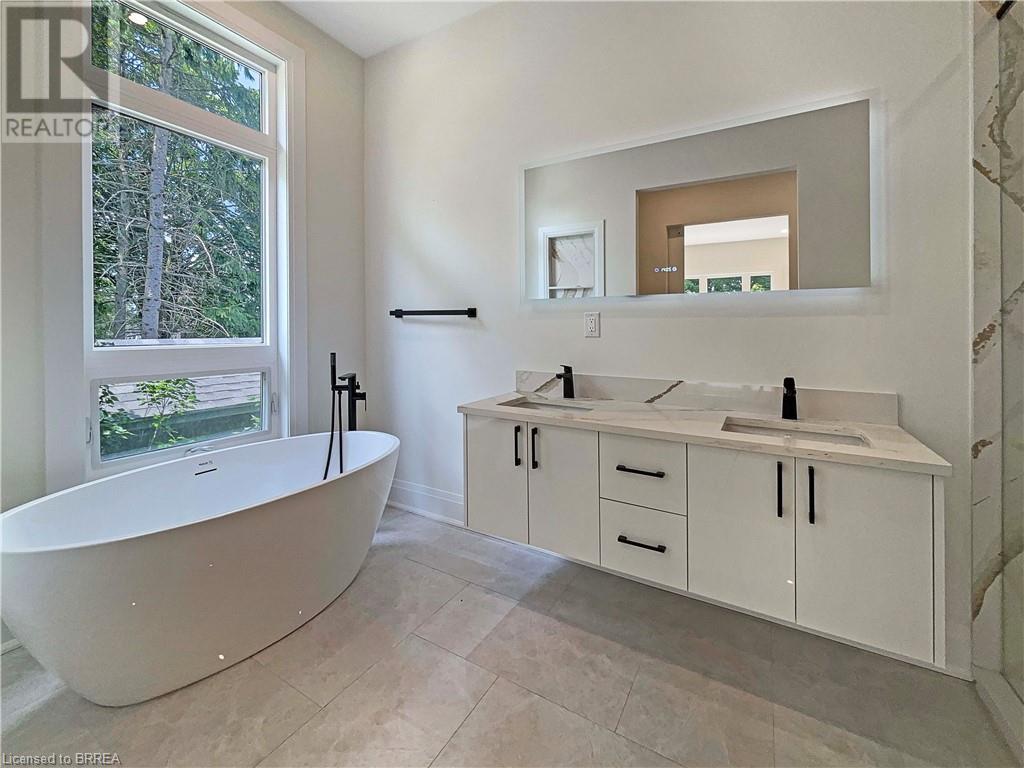 Photo 17 of 232 Ellis Avenue, Mount Pleasant ON