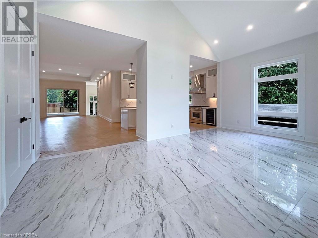 Photo 4 of 232 Ellis Avenue, Mount Pleasant ON