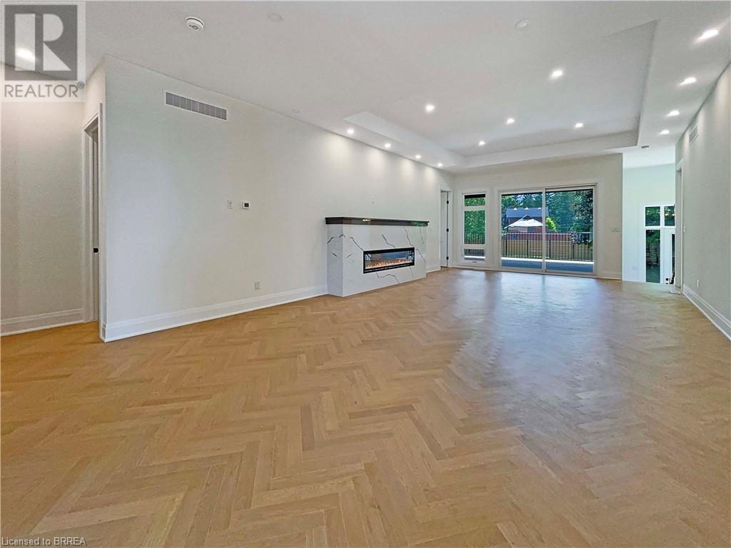 Photo 8 of 232 Ellis Avenue, Mount Pleasant ON