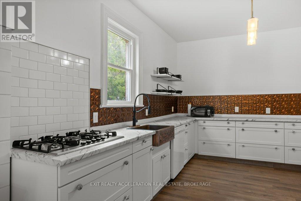 Photo 1 of 359 Thomas Street, Deseronto ON