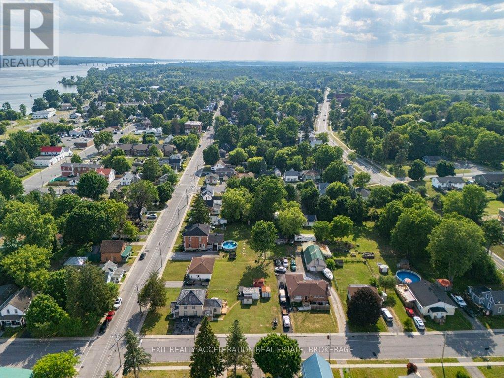Photo 7 of 359 Thomas Street, Deseronto ON