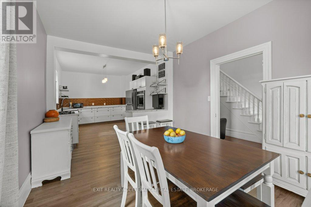 Photo 33 of 359 Thomas Street, Deseronto ON