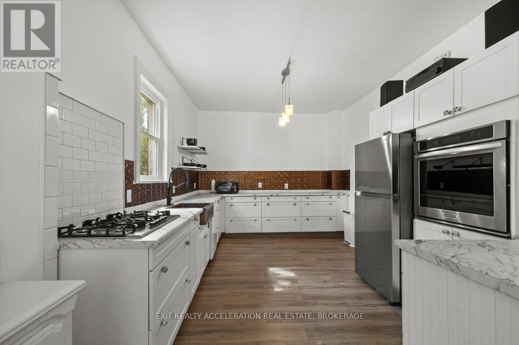 Photo 50 of 359 Thomas Street, Deseronto ON
