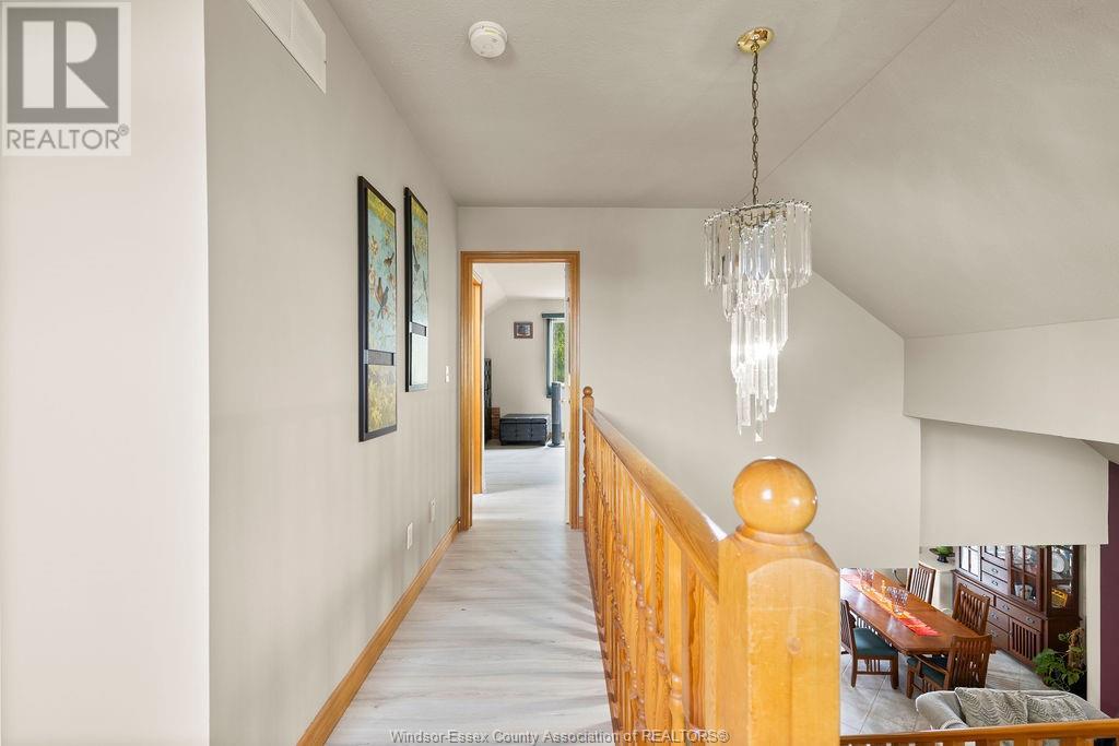 Photo 17 of 4577 Hunt Club Crescent, Windsor ON