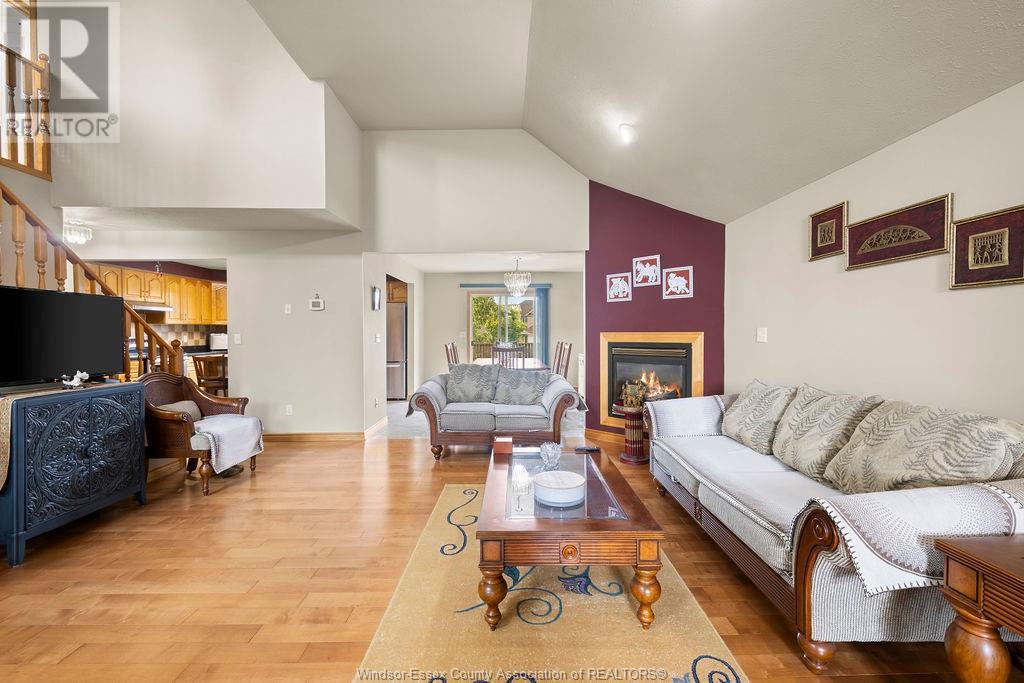 Photo 6 of 4577 Hunt Club Crescent, Windsor ON