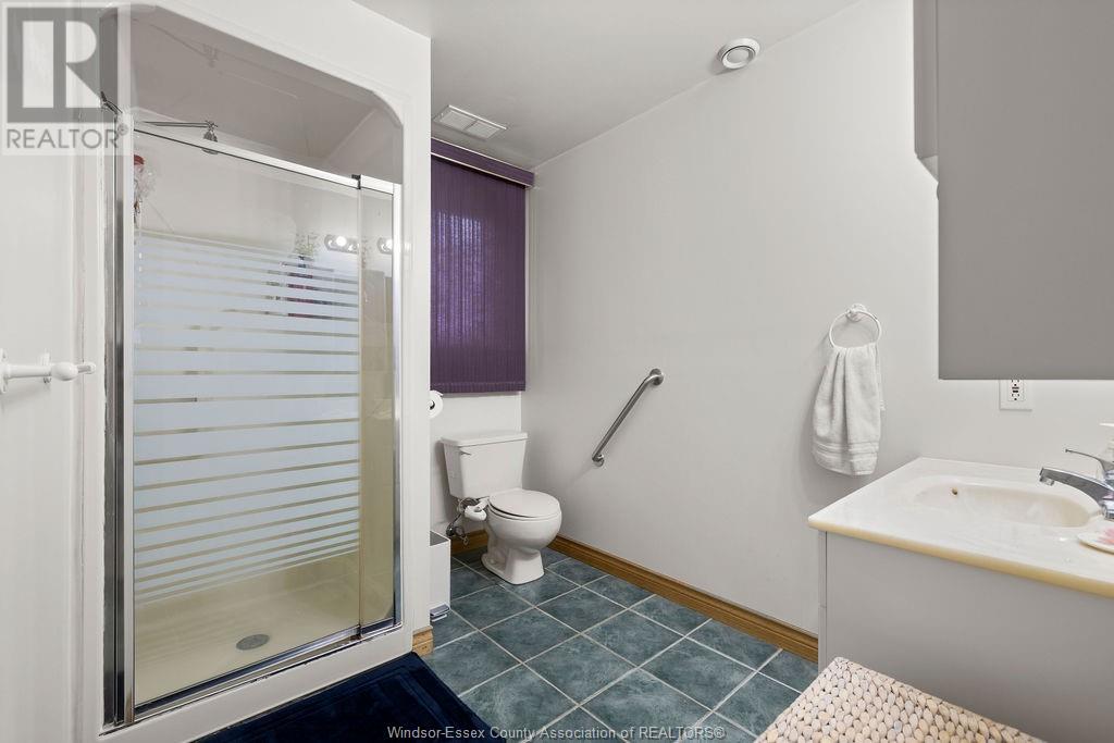 Photo 25 of 4577 Hunt Club Crescent, Windsor ON
