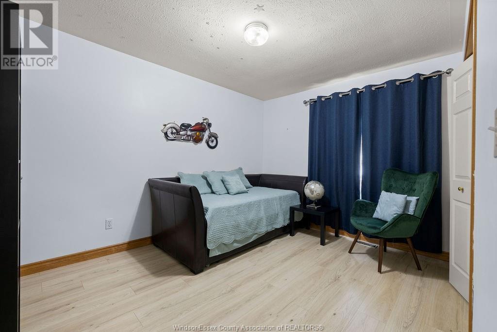 Photo 14 of 4577 Hunt Club Crescent, Windsor ON