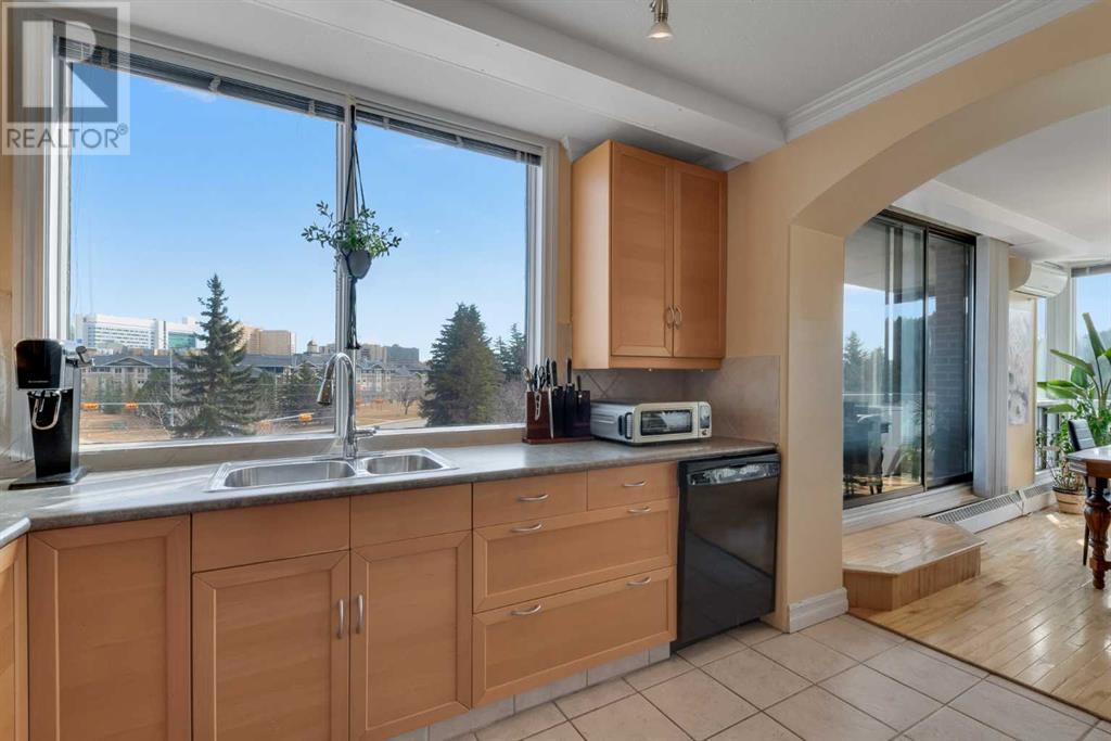 Single Family House for Sale in   Point Drive NW Point McKay Calgary 