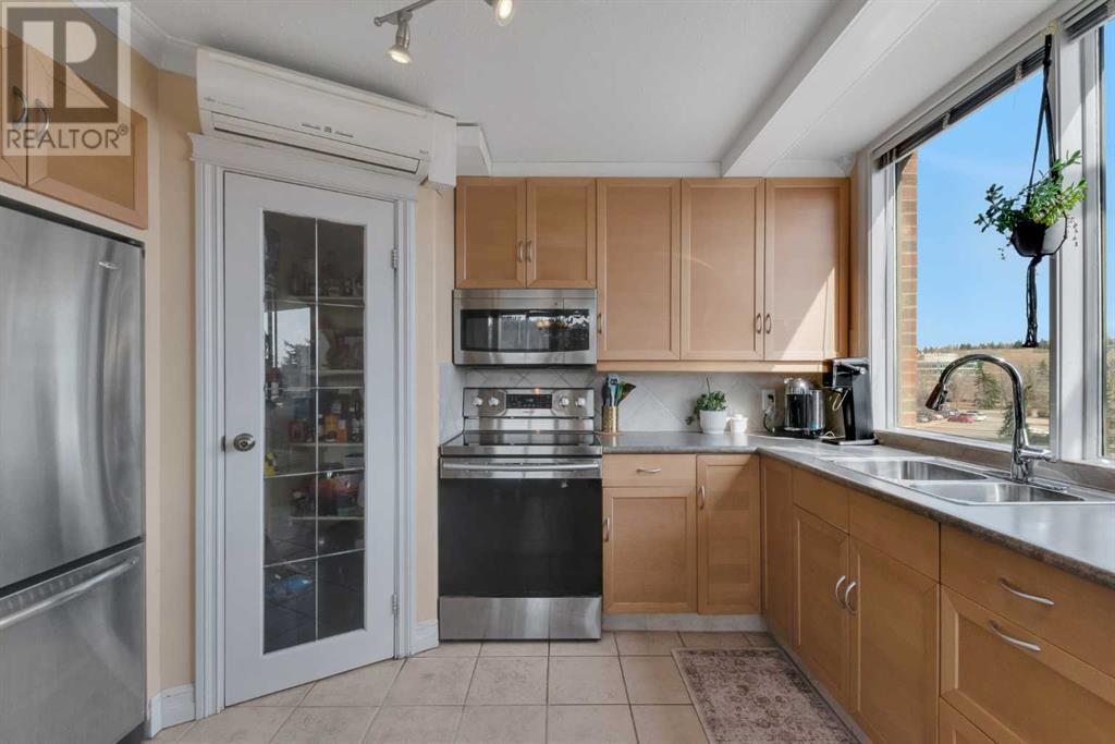 Single Family House for Sale in   Point Drive NW Point McKay Calgary 