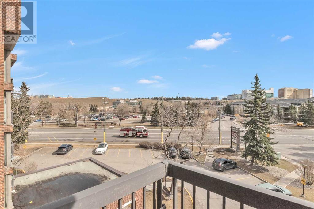 Single Family House for Sale in   Point Drive NW Point McKay Calgary 