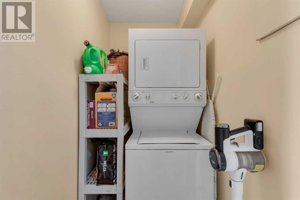 Single Family House for Sale in   Point Drive NW Point McKay Calgary 