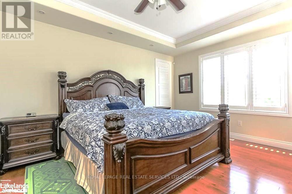 16 WASAGA SANDS DRIVE - 21